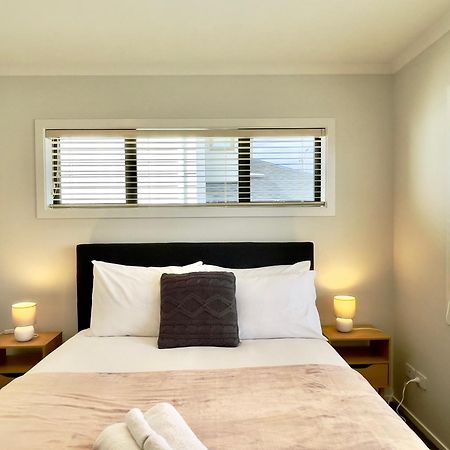 Sky Stars Brand-New Comfortable 3 & 4-Bedroom Houses Auckland Exterior foto