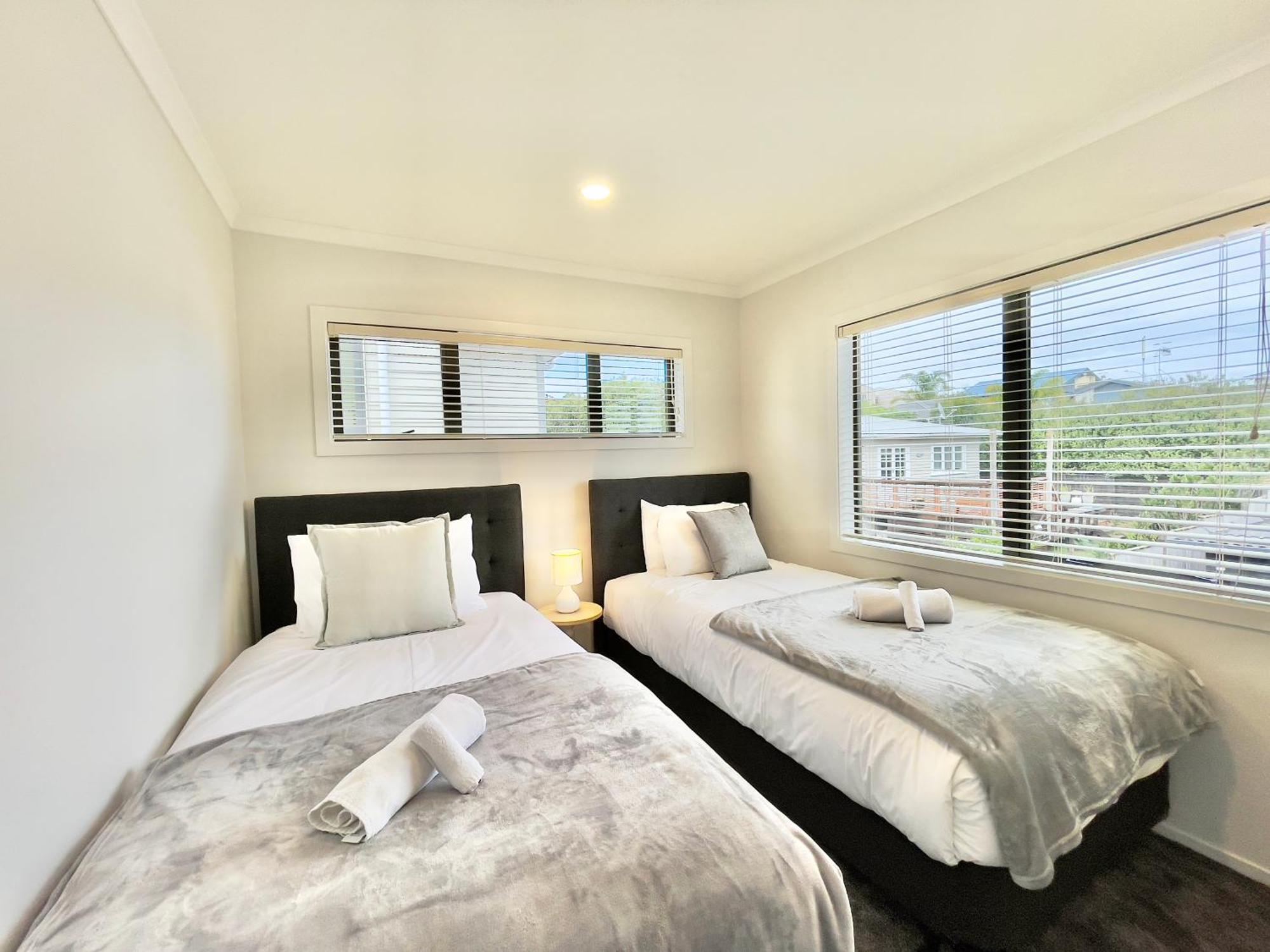 Sky Stars Brand-New Comfortable 3 & 4-Bedroom Houses Auckland Exterior foto